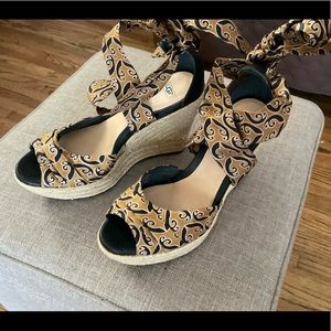 UGG Australian Lucianna Marrakech Strap Wedge Size 7.5 NWB